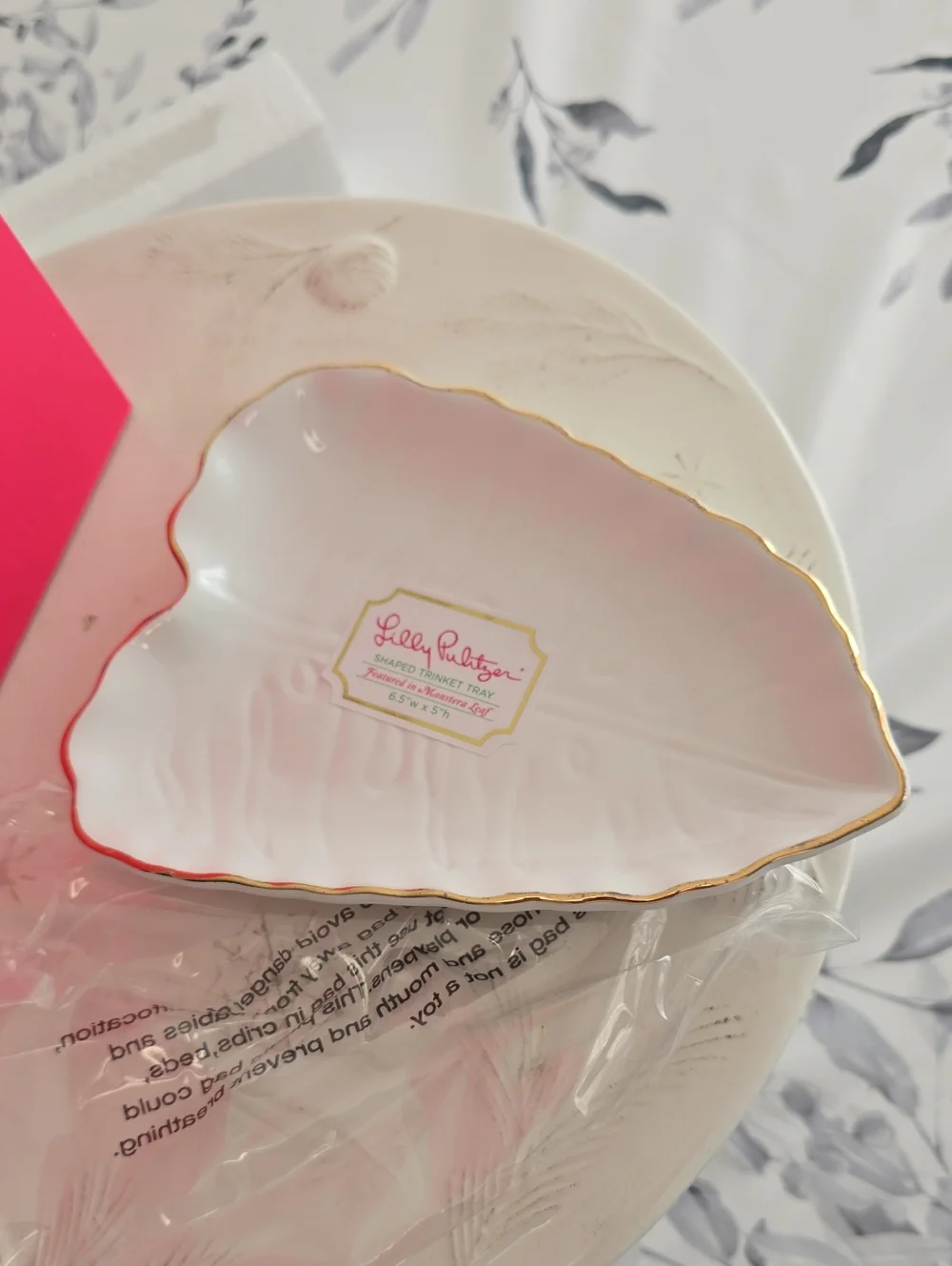 NIB Lilly Pulitzer Shaped Trinket Tray Monstera Leaf